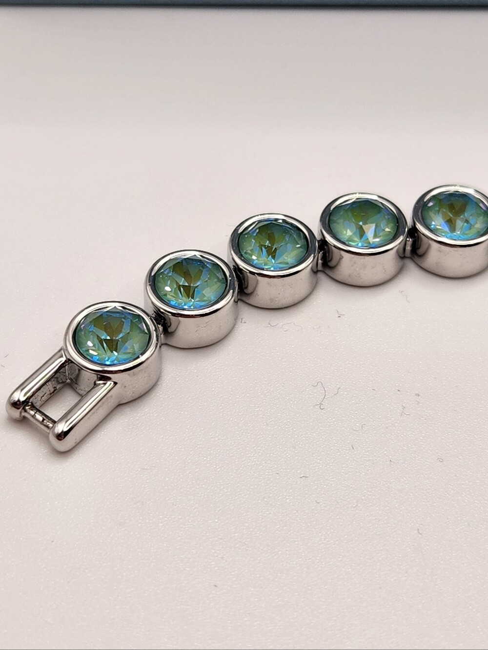 Touchstone Crystal Ice Bracelet, Silky Sage Delite - Picture 2 of 9